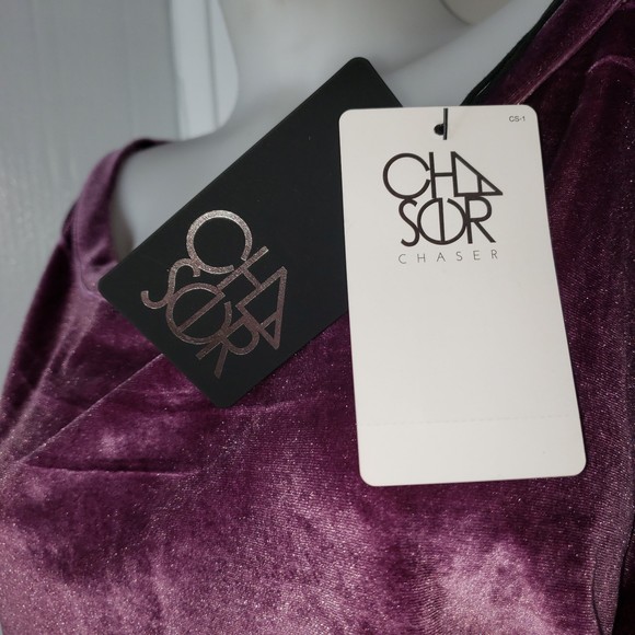 CHASER Purple Velour Long Sleeve Top Size Medium New With Tags - Picture 5 of 10